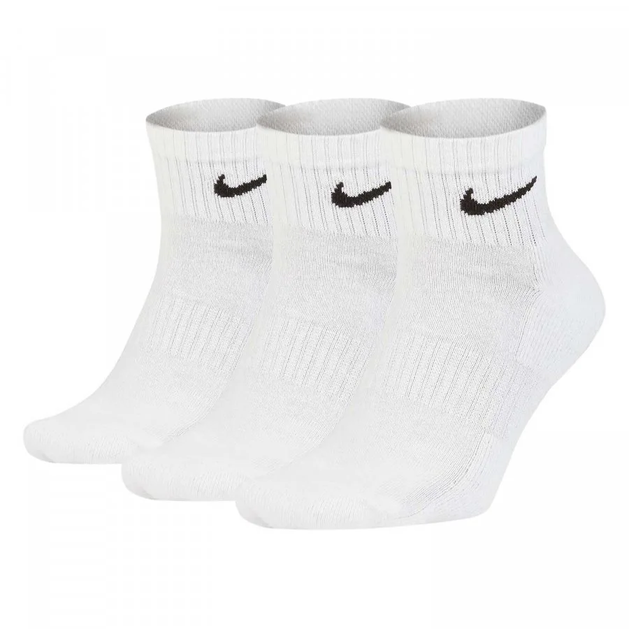 Nike everyday cush hotsell