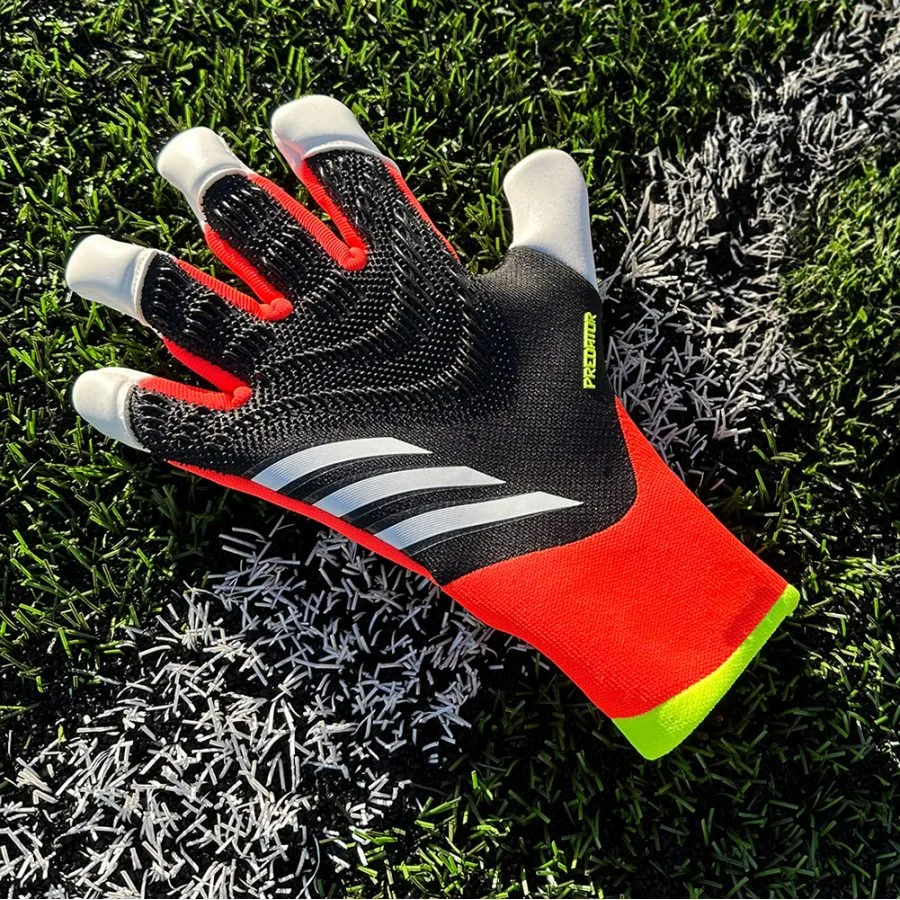 Adidas predator black and clearance red