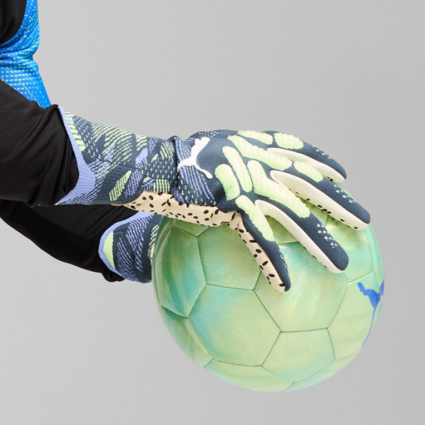 Вратарские Перчатки Puma Future Ultimate NC Gray Skies/Fizzy Apple